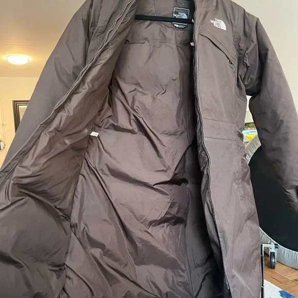 The North Face women’s arctic Hyvent parka